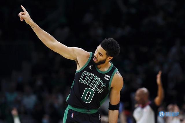 佩融合了两 佩融合了两