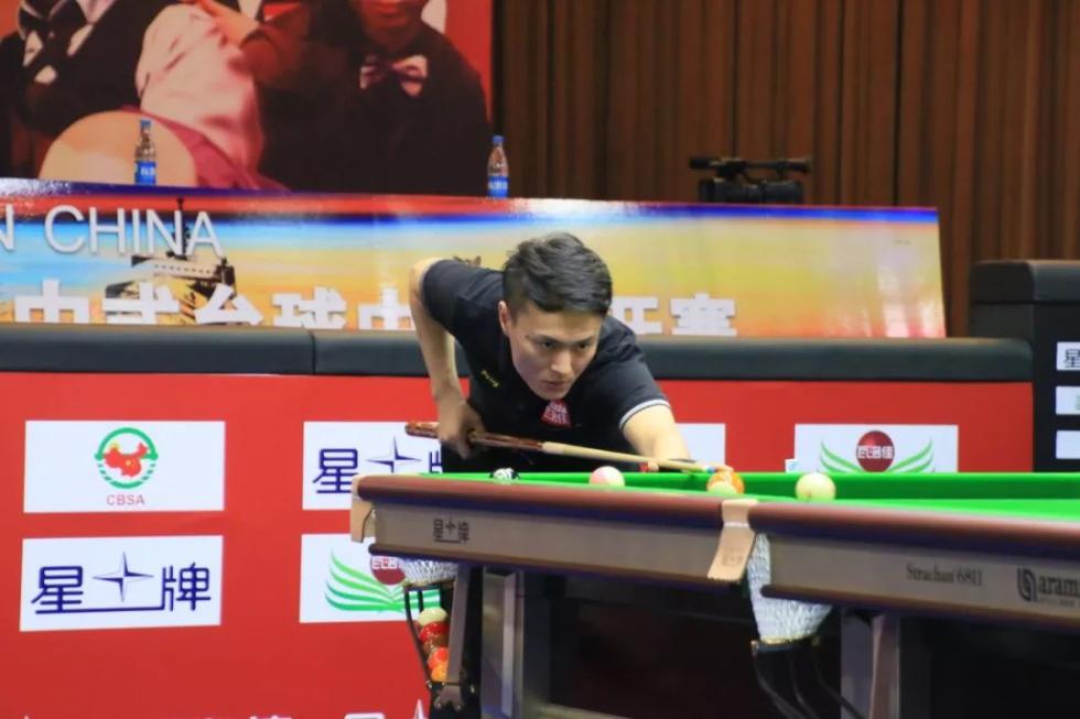 球员也纷纷 球员也纷纷