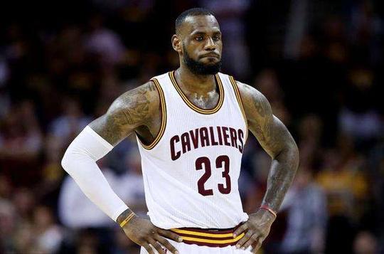 对他的包夹 对他的包夹