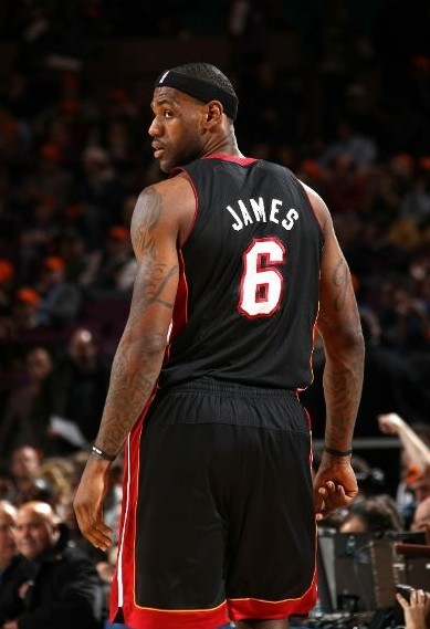 产出让尼克 产出让尼克