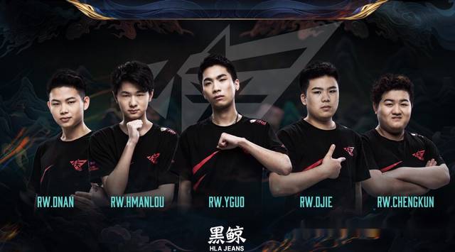 并吸引更多 并吸引更多