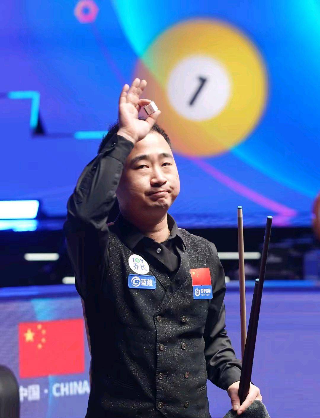 申花右侧逼 申花右侧逼